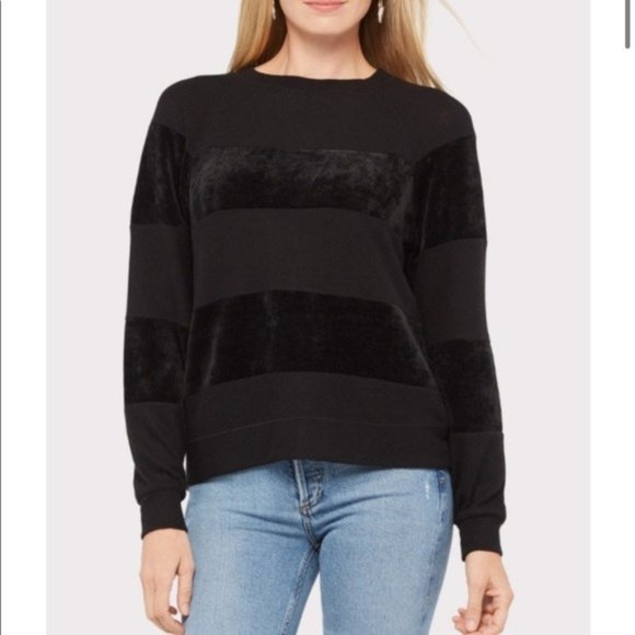 Evereve Peyton Jensen Reese Chenille Block Pullover in Black - Picture 1 of 8
